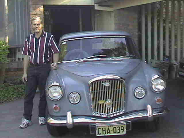John Miller - Wolseley Car Club Queensland with 1960 Wolseley 6/99 Automatic - Feb 2004 before leaving Sydney for Brisbane